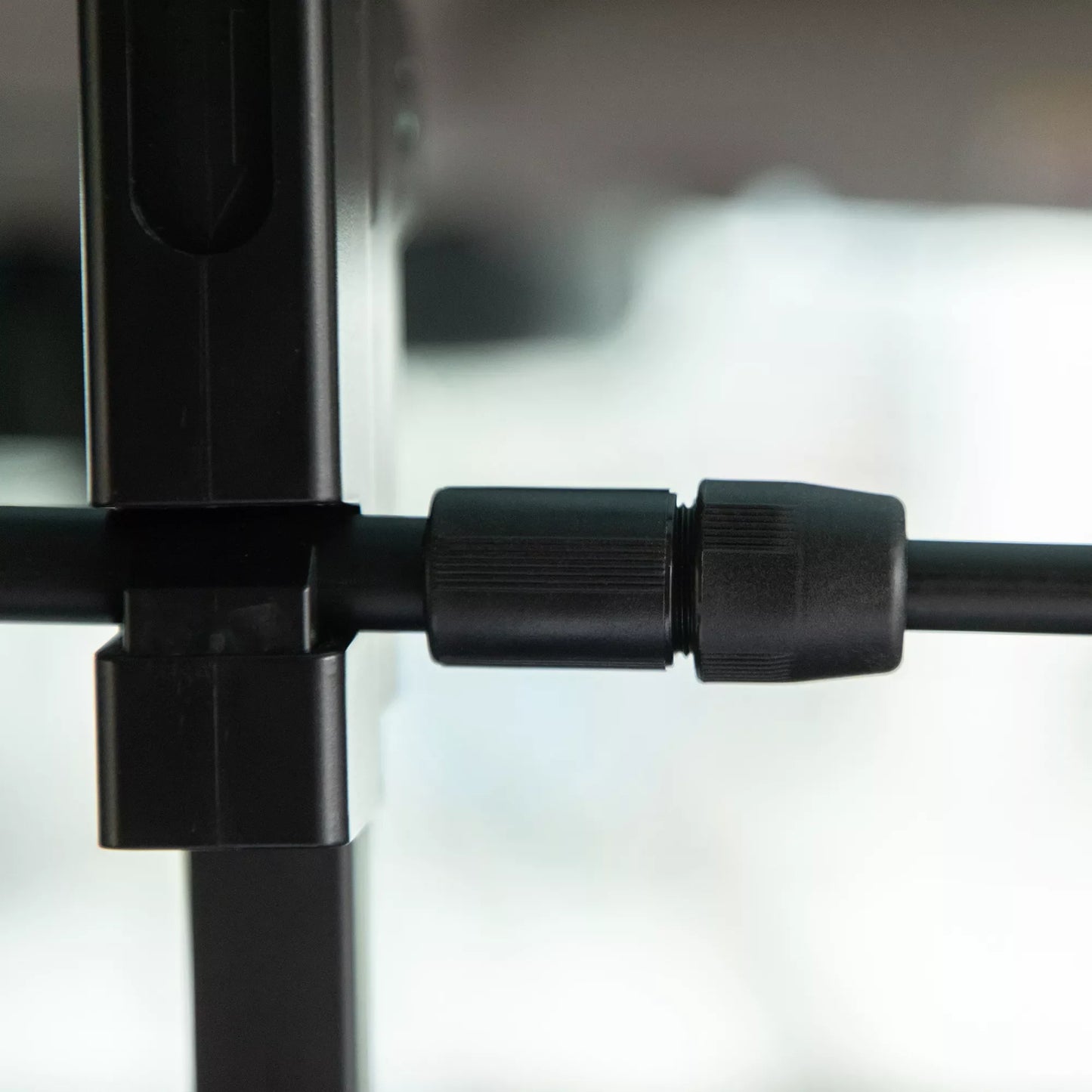 Šunų grotelės automobilio bagažinei, lengvai montuojamos, tvirtos ir formos stabilumo, plieninės, 150 x 9 x 124 cm