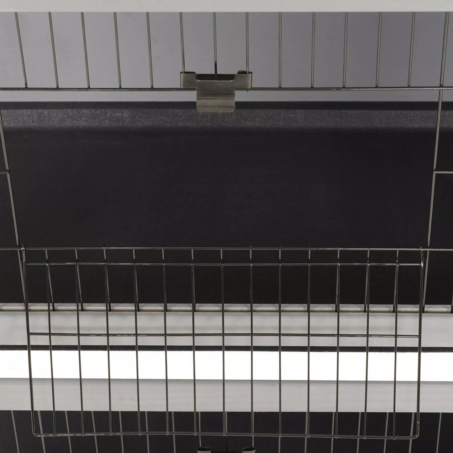 Mažų gyvūnų narvas jūrų kiaulėms ir nykštukiniams triušiams, dviejų aukštų, medinis, pilkos spalvos