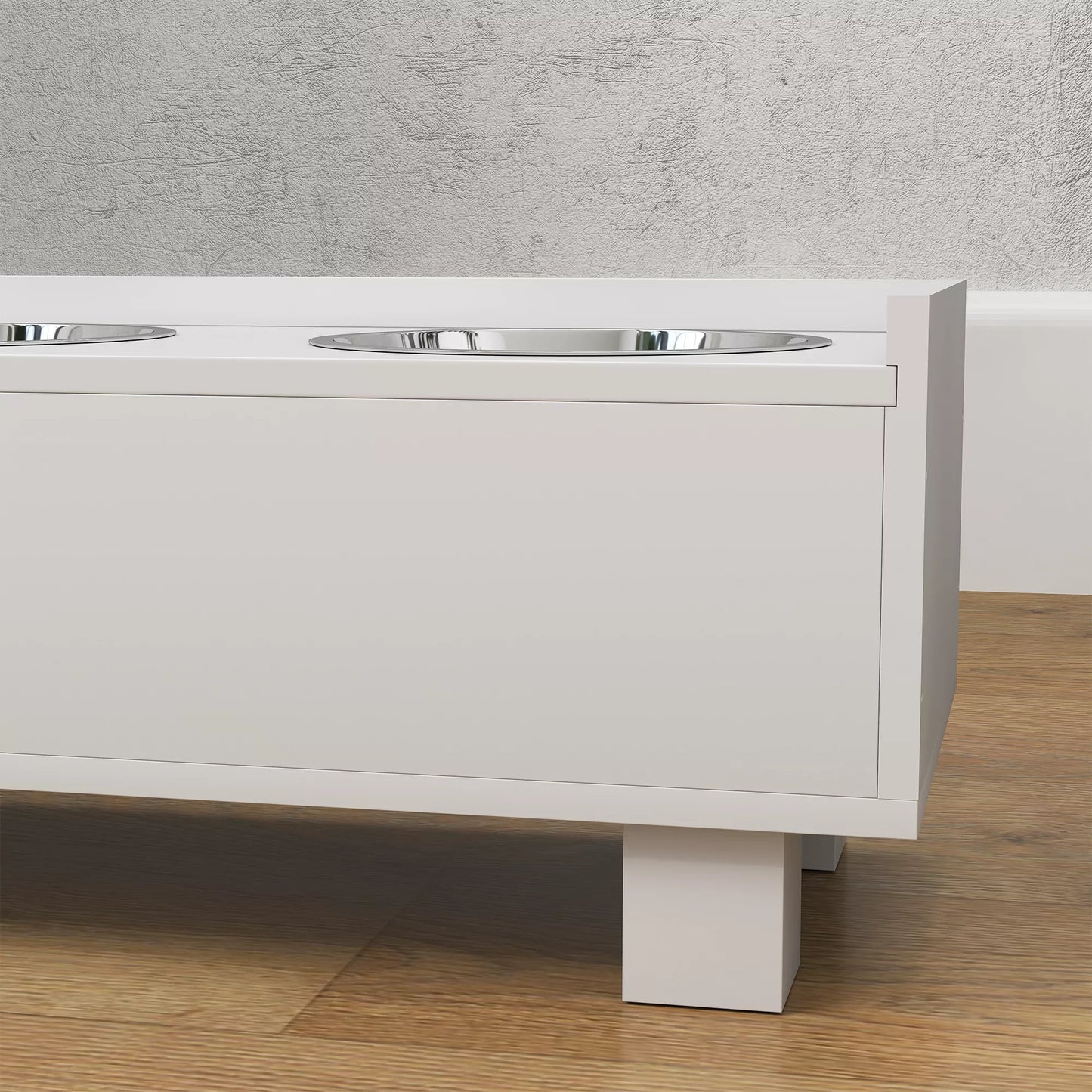 Paaukštinta šunų šėrimo stotelė su nuimama sulėtinto maitinimo kilimėliu, 2 aliuminio dubenėliais, laikymo vieta, balta