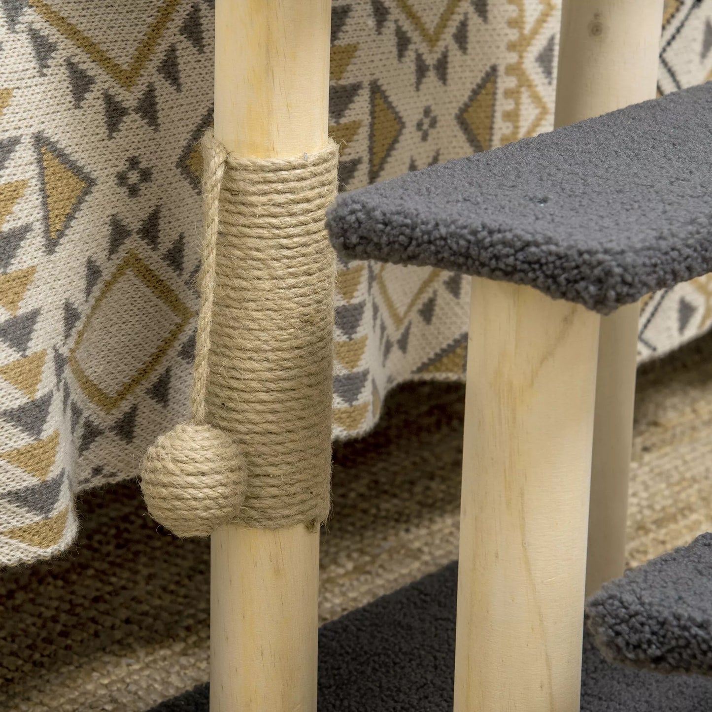 Kačių laipteliai, draskyklė, trys pakopos, žaidimo kamuoliukas, pilka + medžio spalvos, 45 x 40 x 48cm