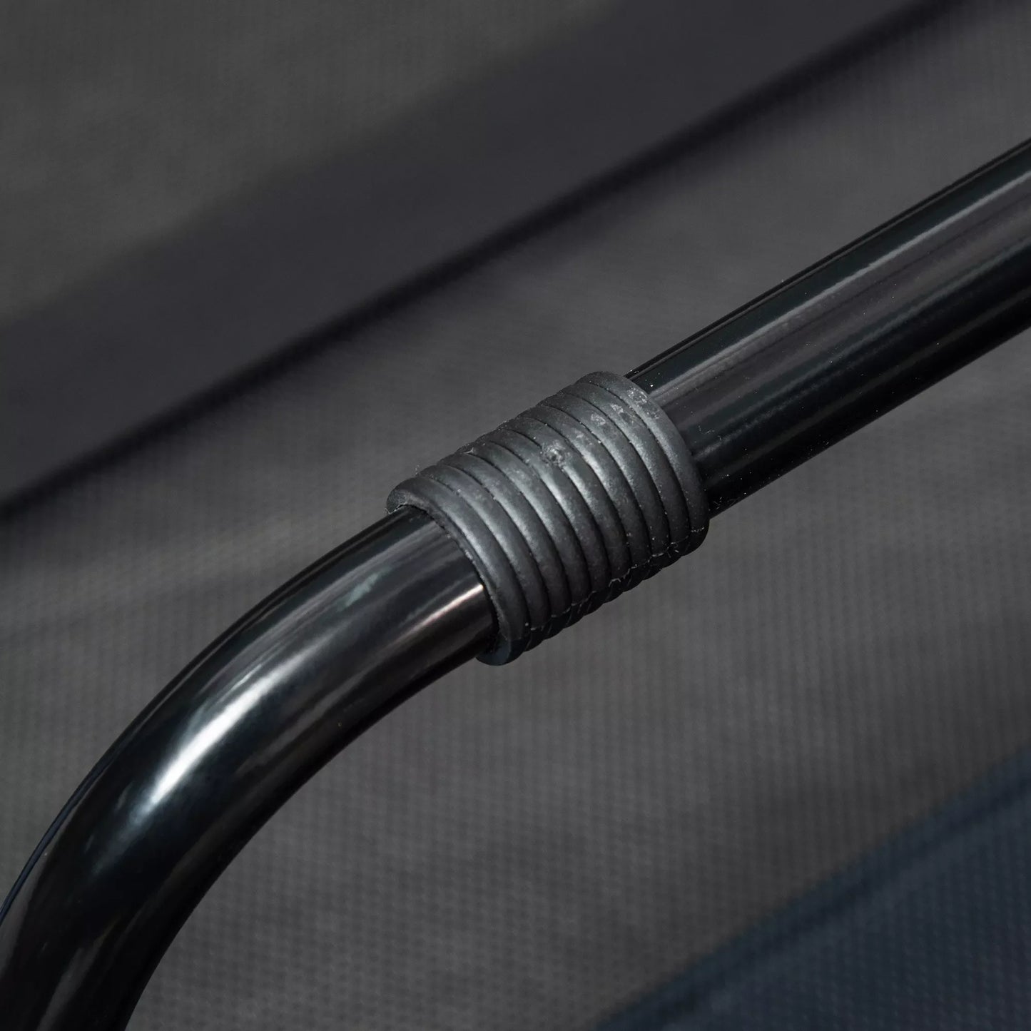 Sulankstomas lauko šunų guolis su paaukštinta platforma, 122 cm x 92 cm x 23 cm, mėlyna + juoda