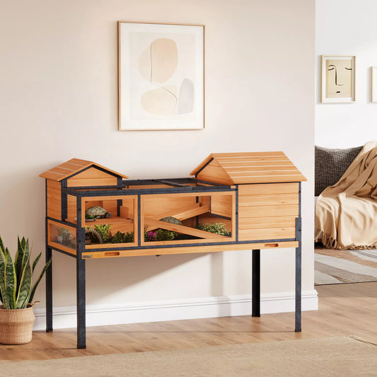 Vėžlio namelis, mažų gyvūnėlių aptvaras, 2 kambariai, 2 aukštai, langai, rampos, priedai, mediena, plienas, geltona