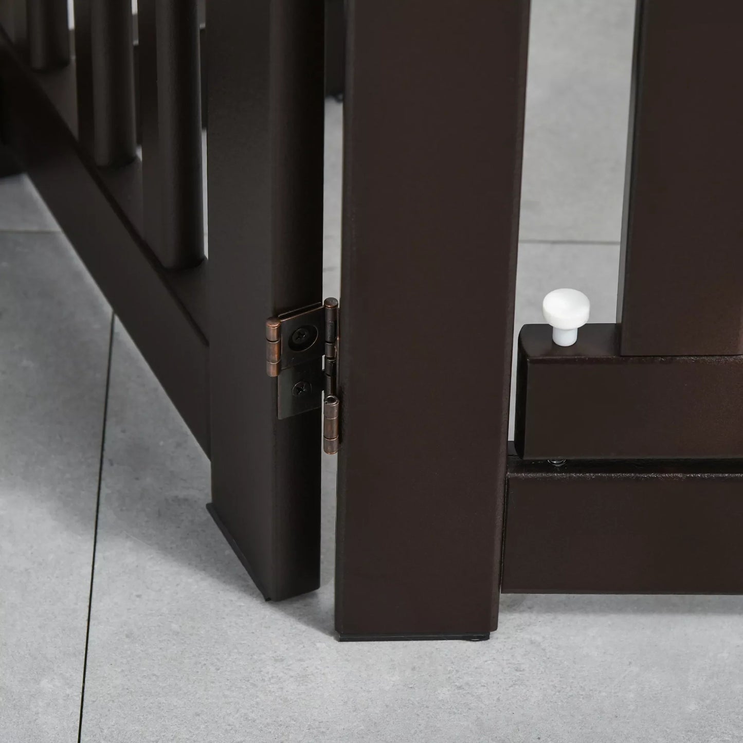 Suņu drošības žogs, brīvi stāvošs, regulējams, ar balstiem, 155 x 76 cm, koka, salokāms, kāpnēm, durvīm, virtuvei, gaitenim, 3 paneļi, tumši brūns