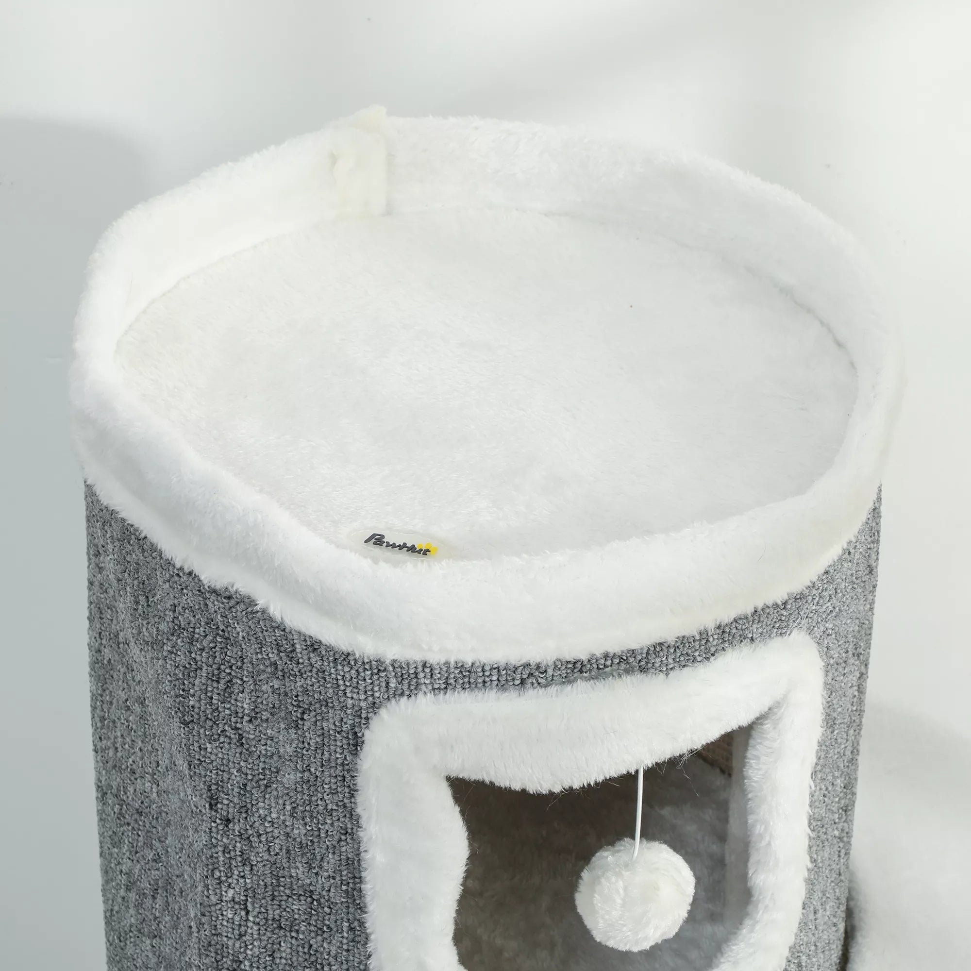 101 cm kačių bokštas, 3 lygiai, 3 miegamosios olos, žaisliniai kamuoliukai, draskyklė, sizalis, medžio drožlių plokštė, pilka