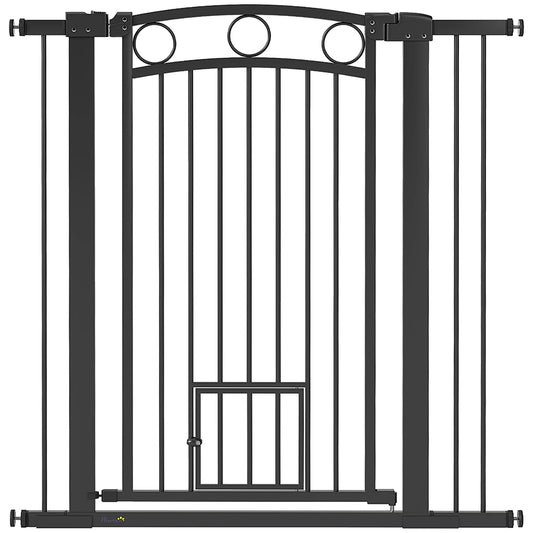 106 cm aukščio reguliuojamo pločio gyvūnų varteliai su integruotomis katės durelėmis, skirti laiptams ir durų staktoms, juodi