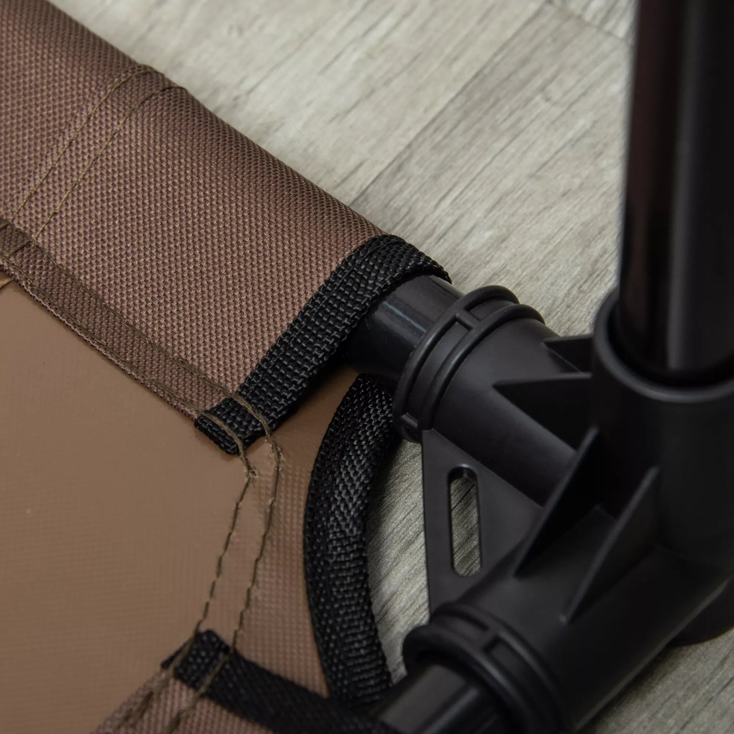 Paaukštinta šunų lova su baldakimu, naminių gyvūnėlių lova, lauko šunų gultas su stogeliu, kvėpuojantis, tafto audinys stovyklavimui, spalva Kava, 92 x 76 x 90 cm