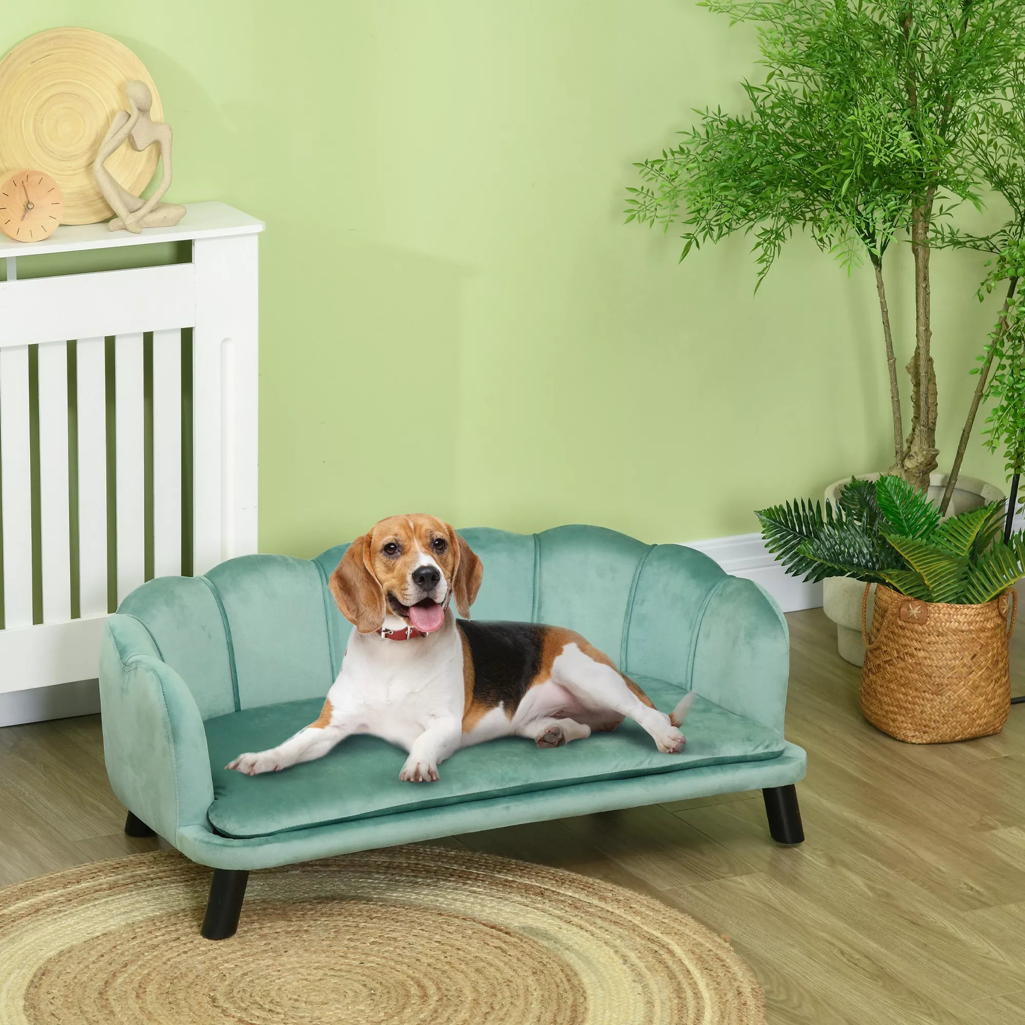 Gyvūnėlio sofa vidutinio dydžio ir dideliems šunims iki 25 kg, tvirta mediena, paminkštinta, žalia