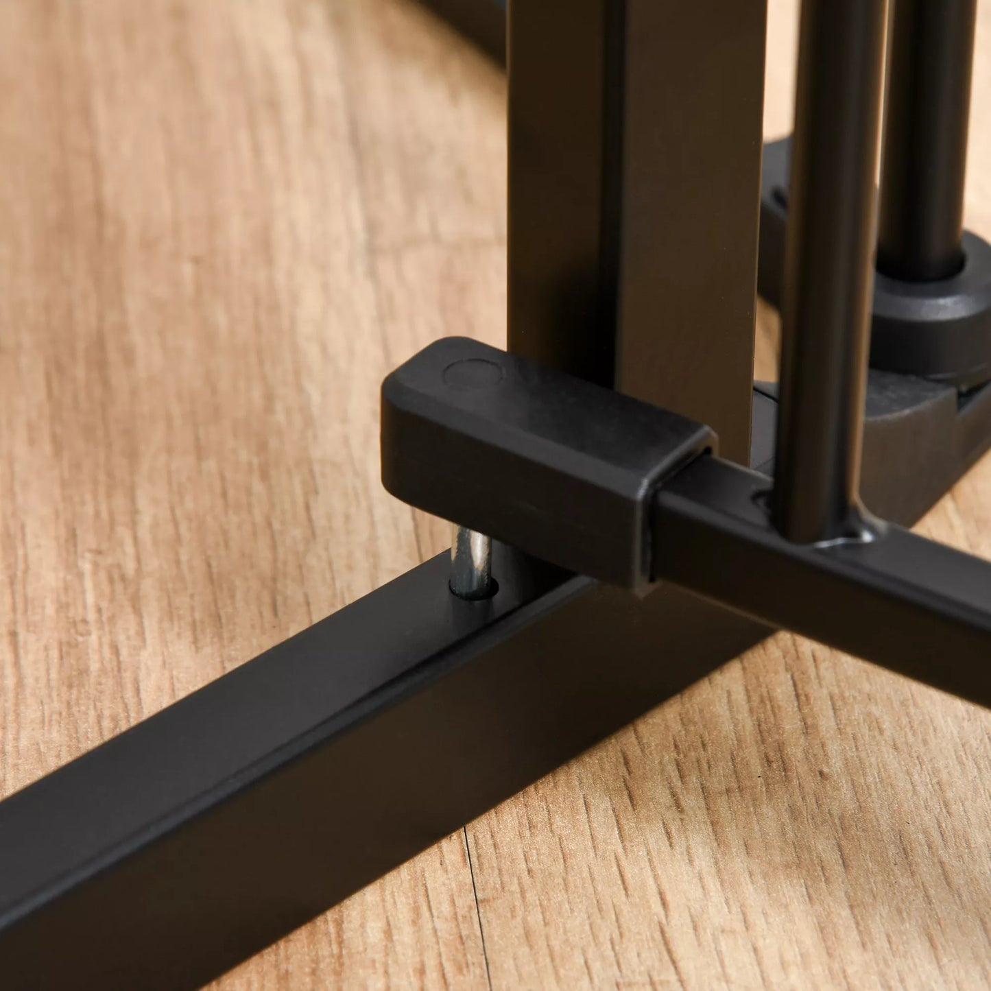 2-in-1 sulankstomas metalinis apsauginis barjeras ir gyvūnų aptvaras, juodas, 300 x 3 x 74,5 cm